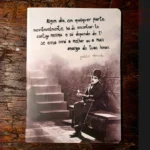 Caderno Chaplin e Neruda da Entrelinhas, sem pauta, com arte exclusiva de artista brasileiro