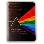 Capa do caderno Pink Floyd da Entrelinhas, sem pauta, com arte exclusiva de artista brasileiro